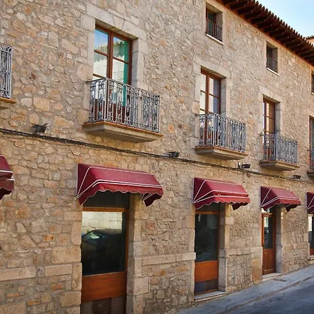 Antiguo Casino De Arribes