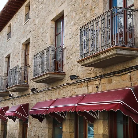 Antiguo Casino De Arribes *