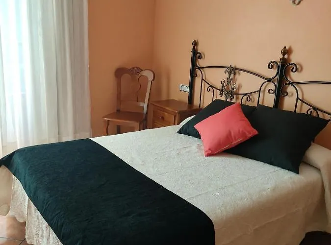 Antiguo Casino De Arribes *