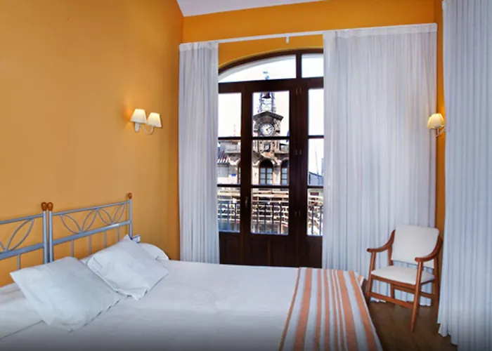 Antiguo Casino De Arribes *