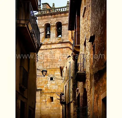 Antiguo Casino De Arribes *