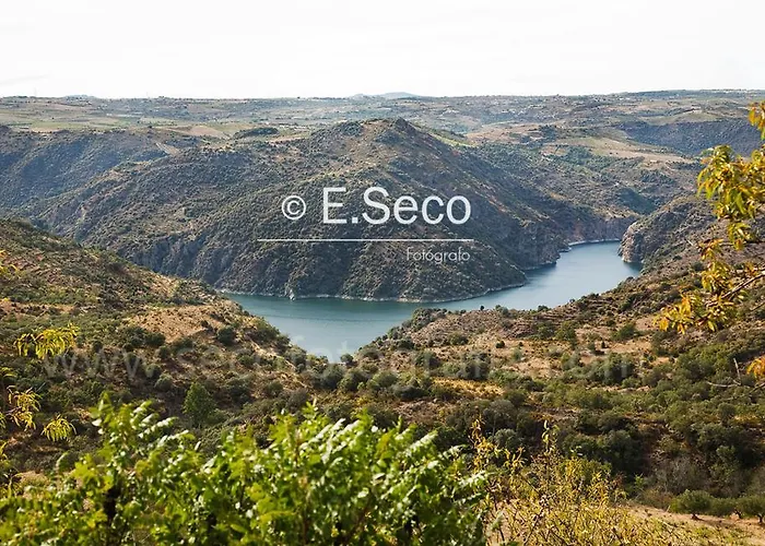 Antiguo Casino De Arribes Country house *