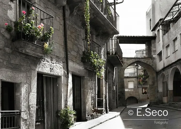Antiguo Casino De Arribes * Fermoselle