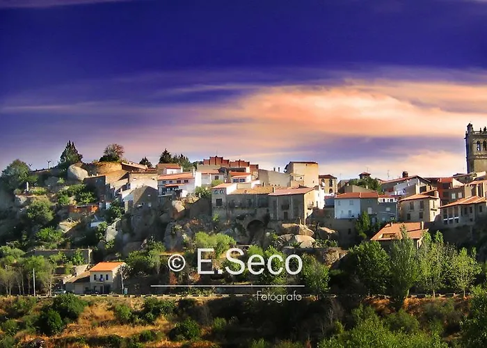 Country house Antiguo Casino De Arribes *