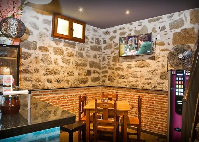 Antiguo Casino De Arribes Country house