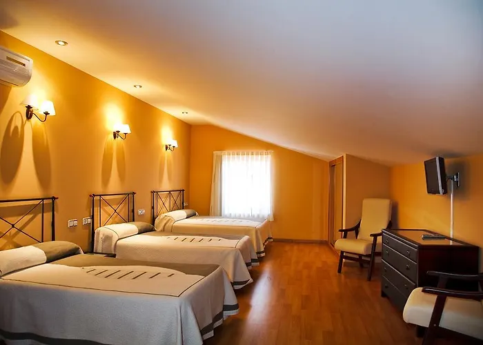 Antiguo Casino De Arribes