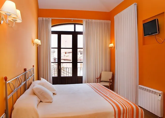 Antiguo Casino De Arribes *